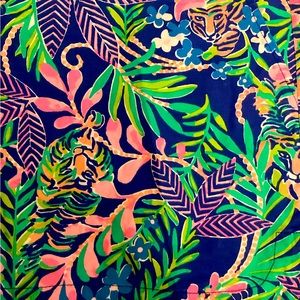 Vibrant XL Lily Short